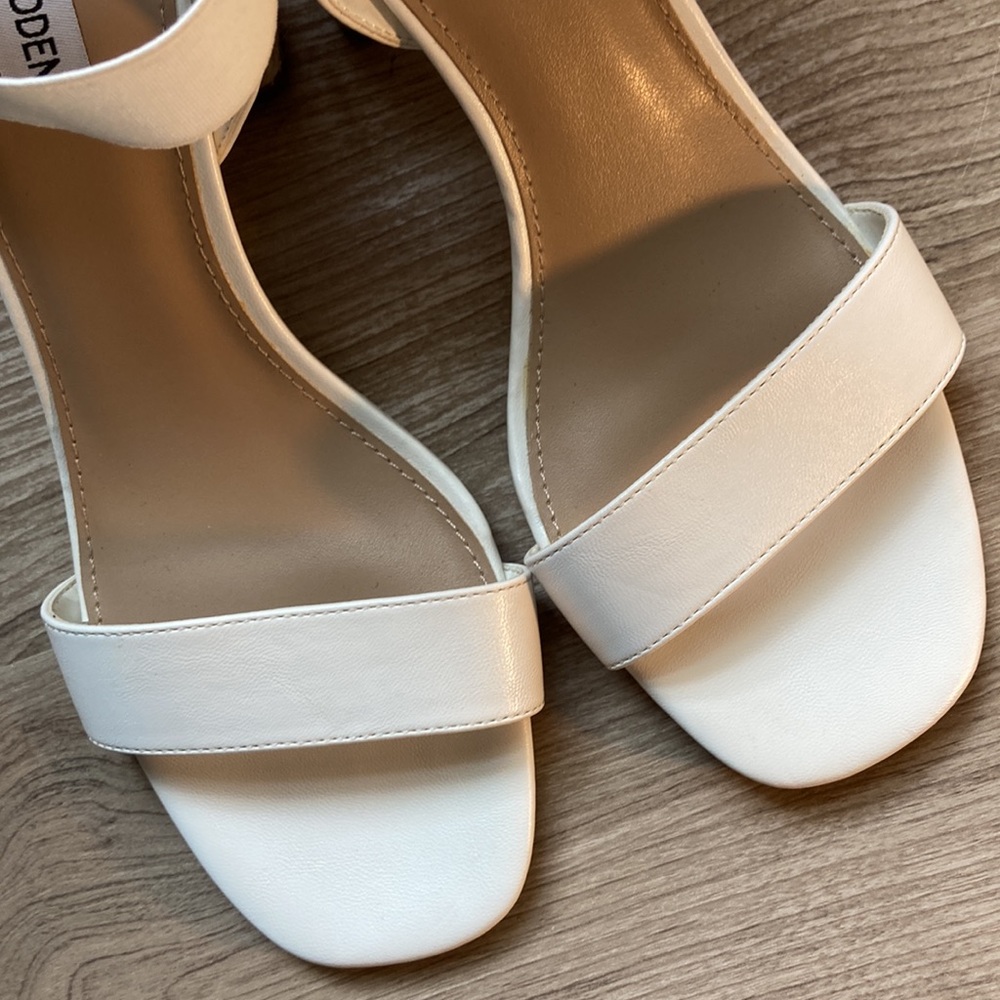 Steve Madden trapeze white block heel sandals 10 - Picture 6 of 13
